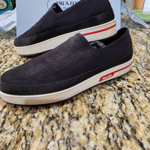 Prada sneaker. Used in excellent condition,  size 39 - Picture 7 of 13
